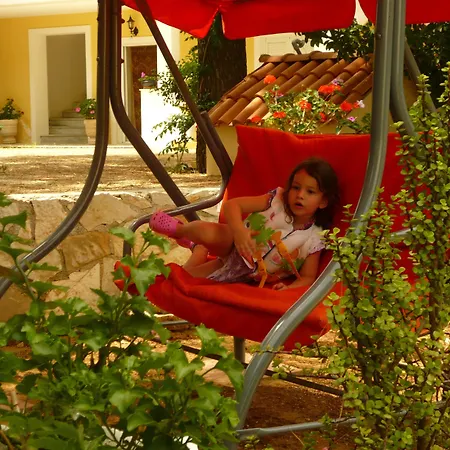 شقة Kuris & Vasilikí