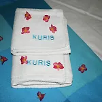 Kuris & *