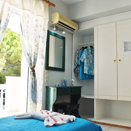 Kuris & Apartment Vasilikí